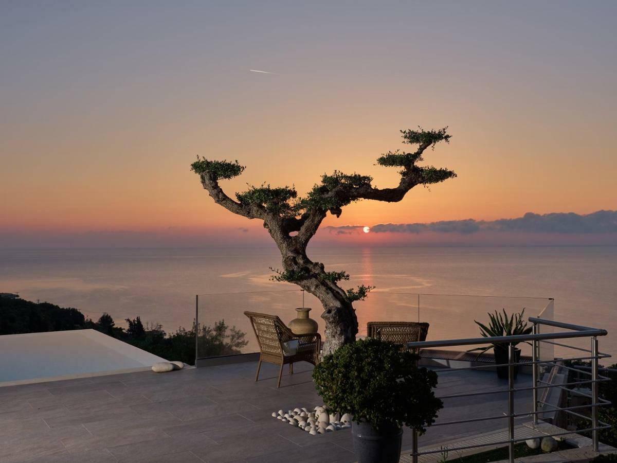 Golden July Luxury Villa Akrotiri  ภายนอก รูปภาพ
