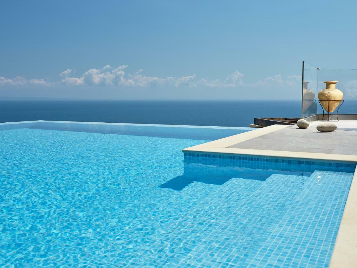 Golden July Luxury Villa Akrotiri  ภายนอก รูปภาพ