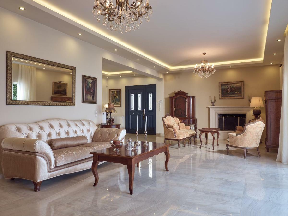 Golden July Luxury Villa Akrotiri  ภายนอก รูปภาพ