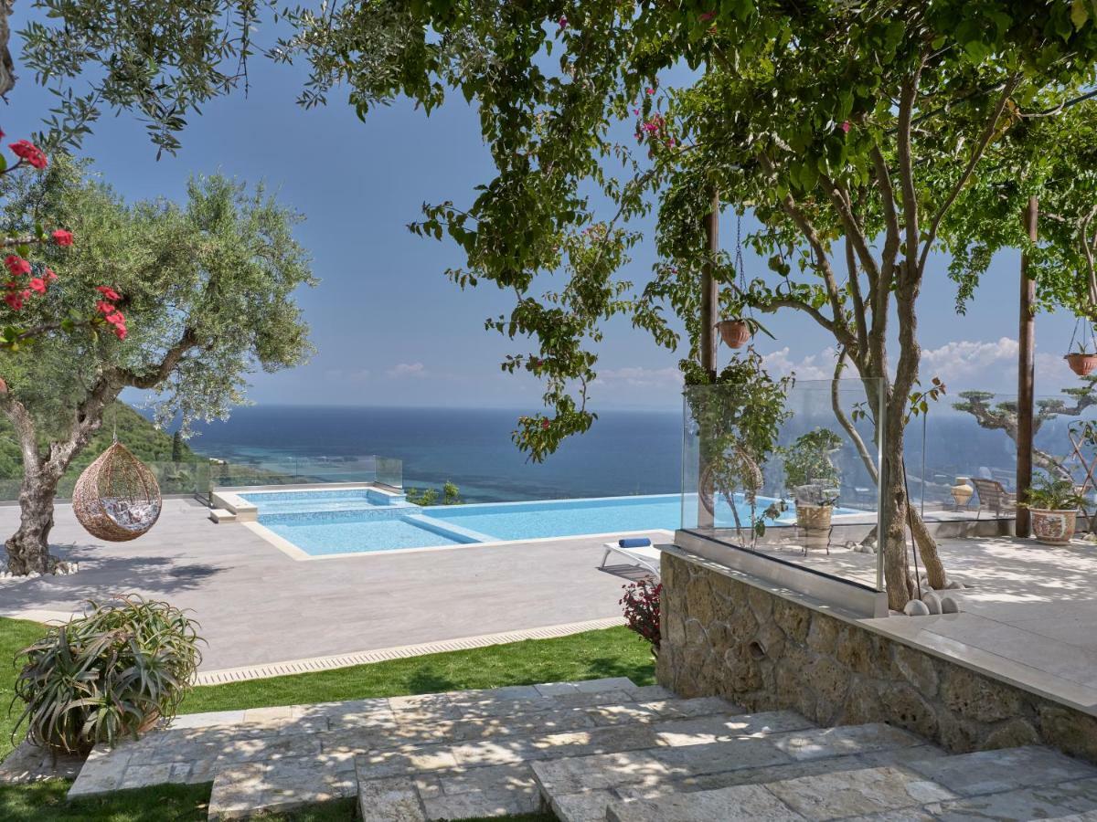 Golden July Luxury Villa Akrotiri  ภายนอก รูปภาพ