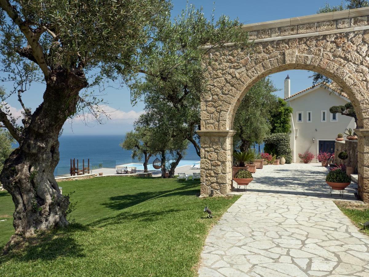 Golden July Luxury Villa Akrotiri  ภายนอก รูปภาพ