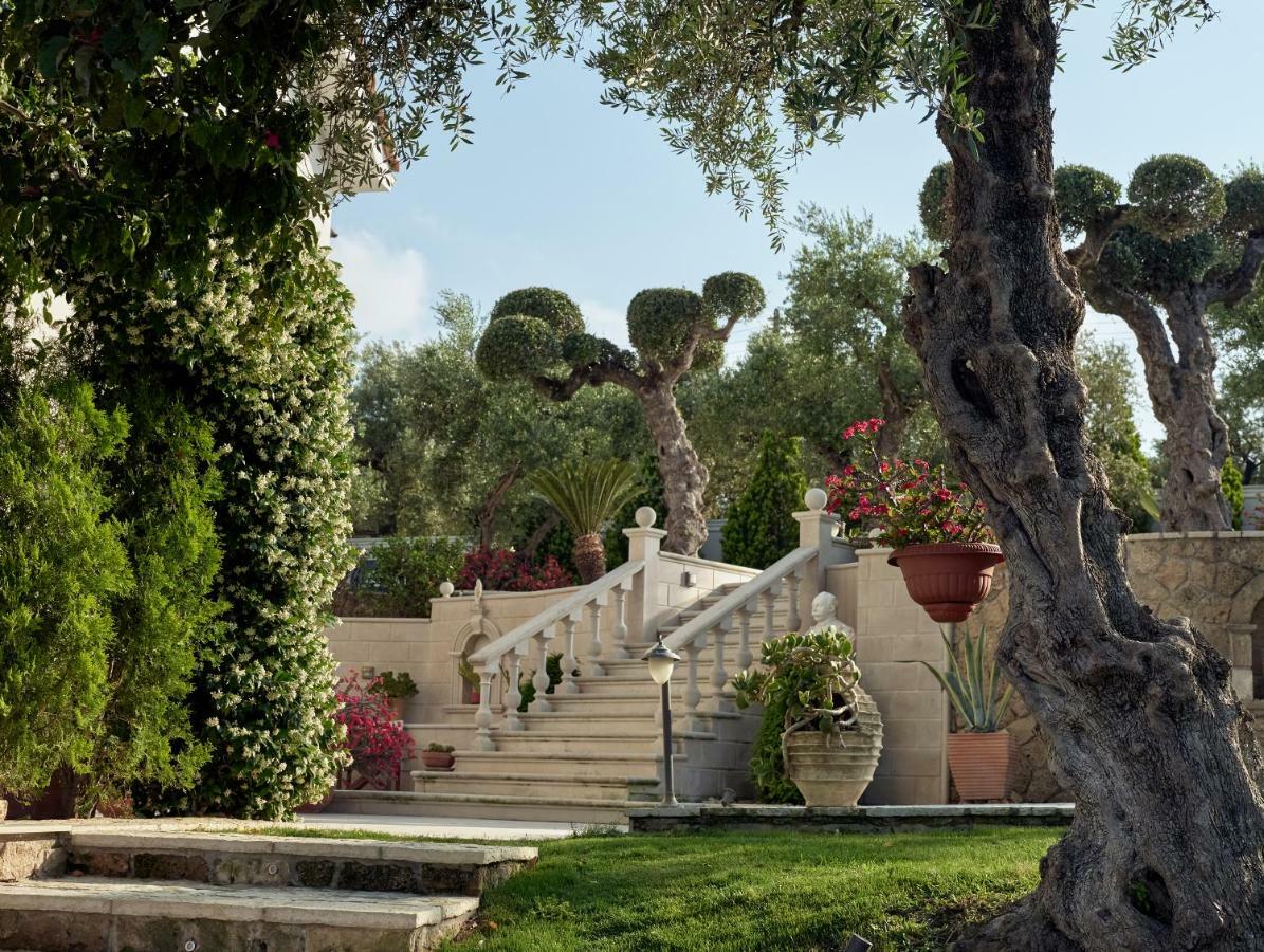 Golden July Luxury Villa Akrotiri  ภายนอก รูปภาพ