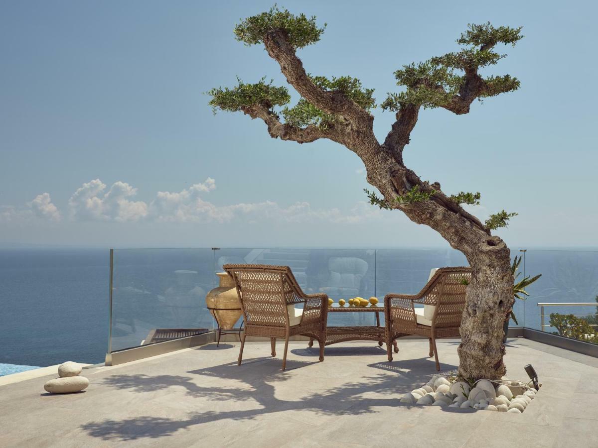 Golden July Luxury Villa Akrotiri  ภายนอก รูปภาพ